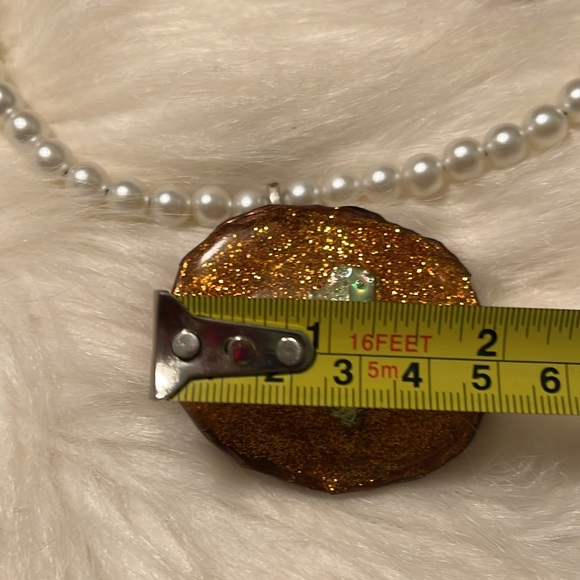 Faux Pearls & Stretchy One of a Kind Rare Unique Handmde Charm Necklace - Picture 17 of 17